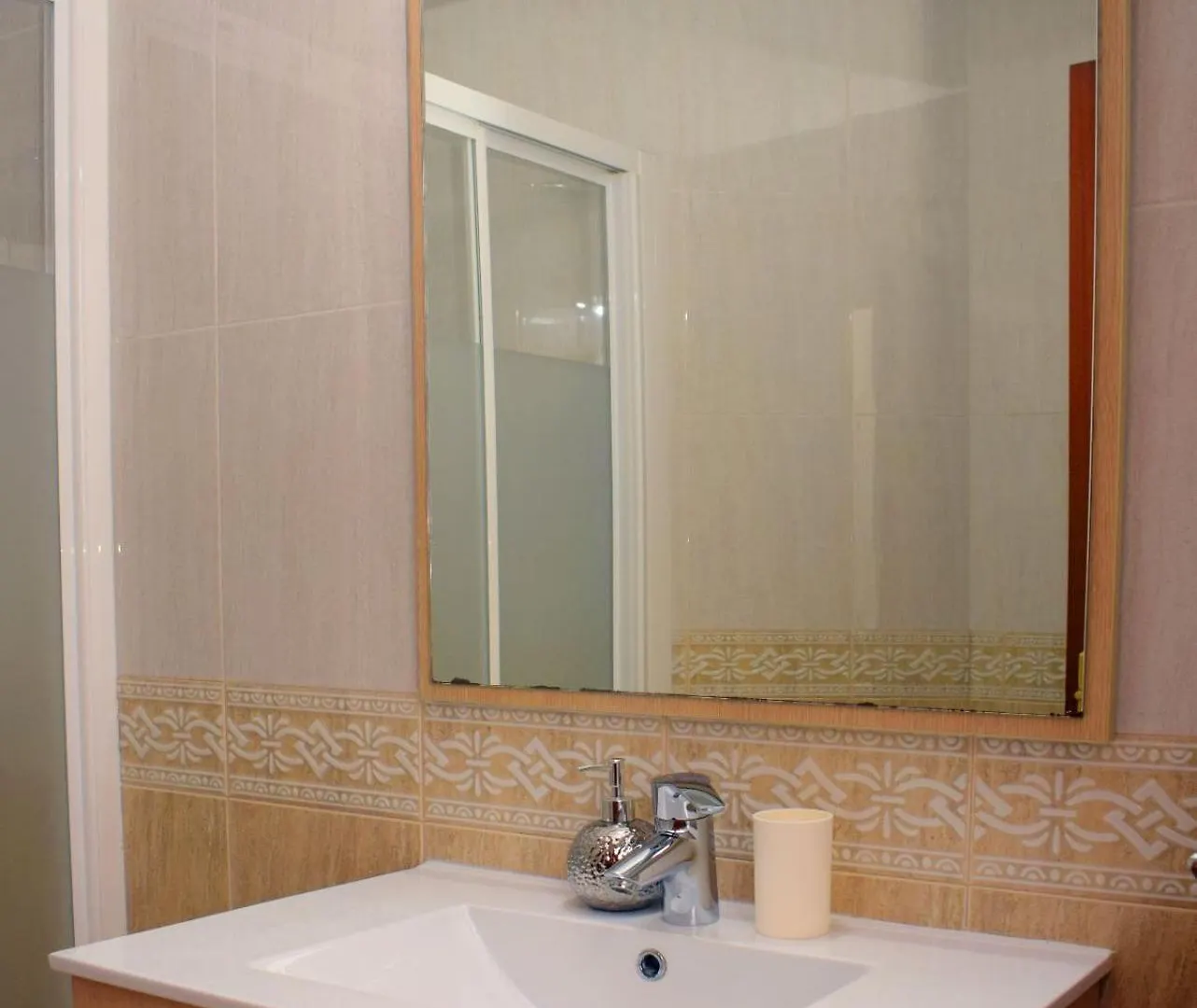 Apartamentos Atlas Terrassa IV 0*,