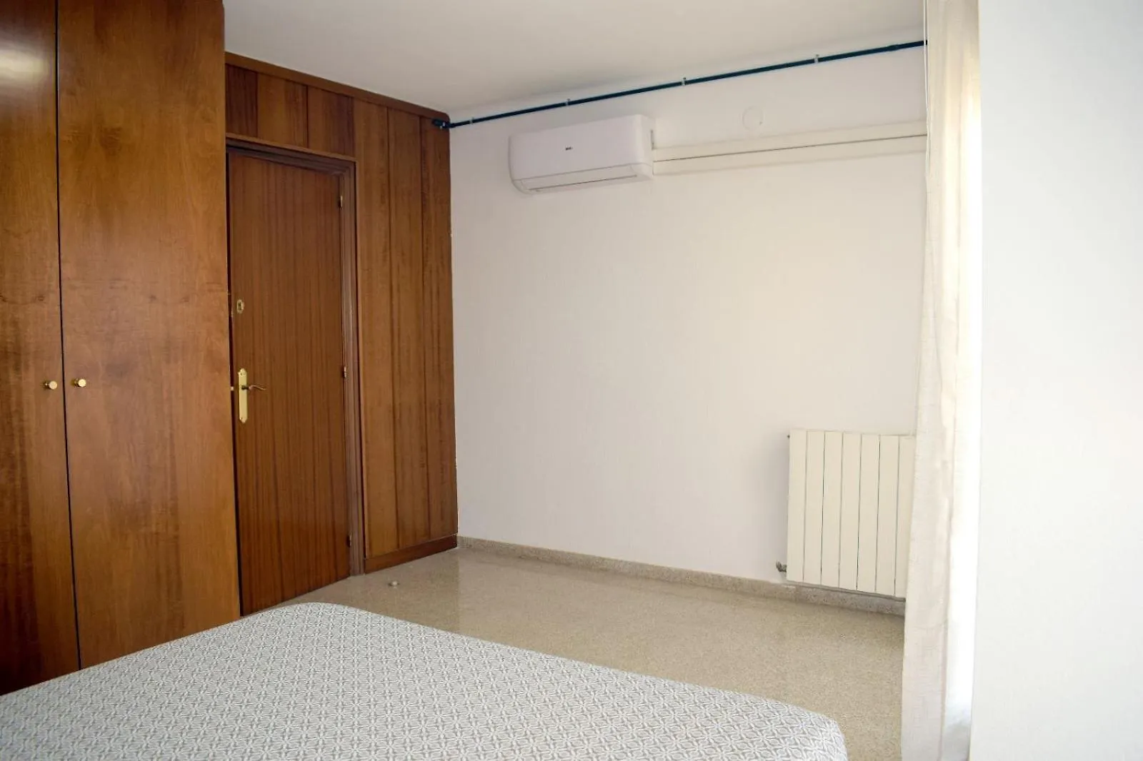 Apartment Apartamentos Atlas Terrassa IV